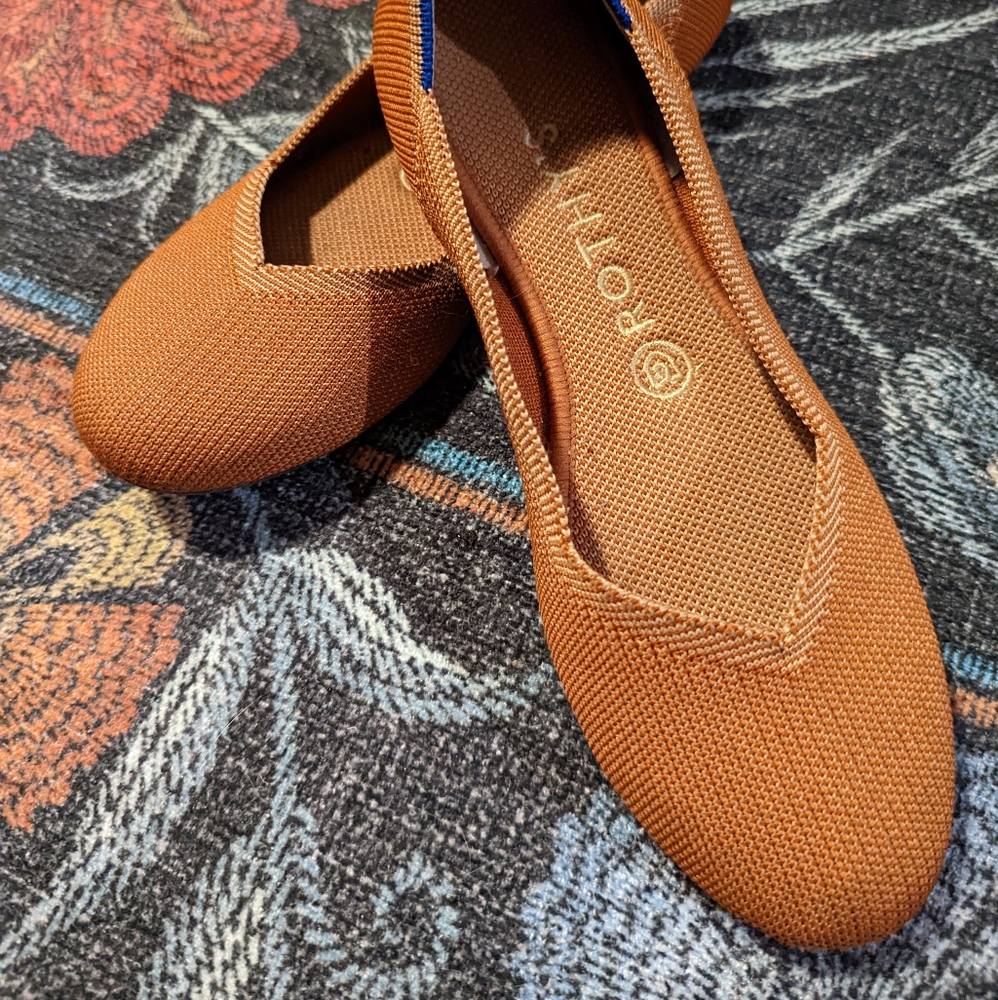 Rothy's Fawn flats size 8